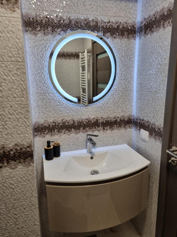 Luxury Apartments Bacau Luaran gambar