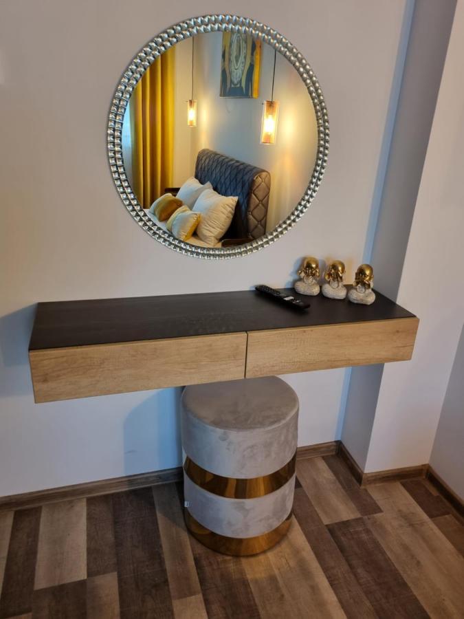 Luxury Apartments Bacau Luaran gambar