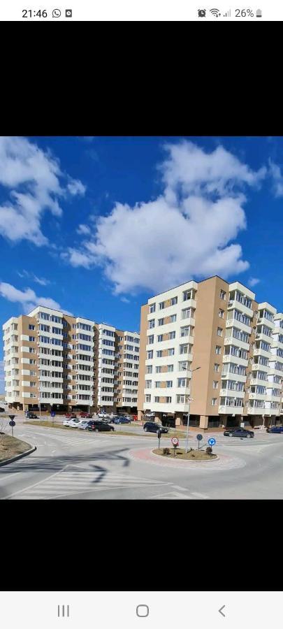 Luxury Apartments Bacau Luaran gambar