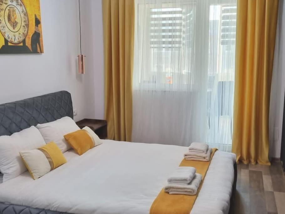 Luxury Apartments Bacau Luaran gambar